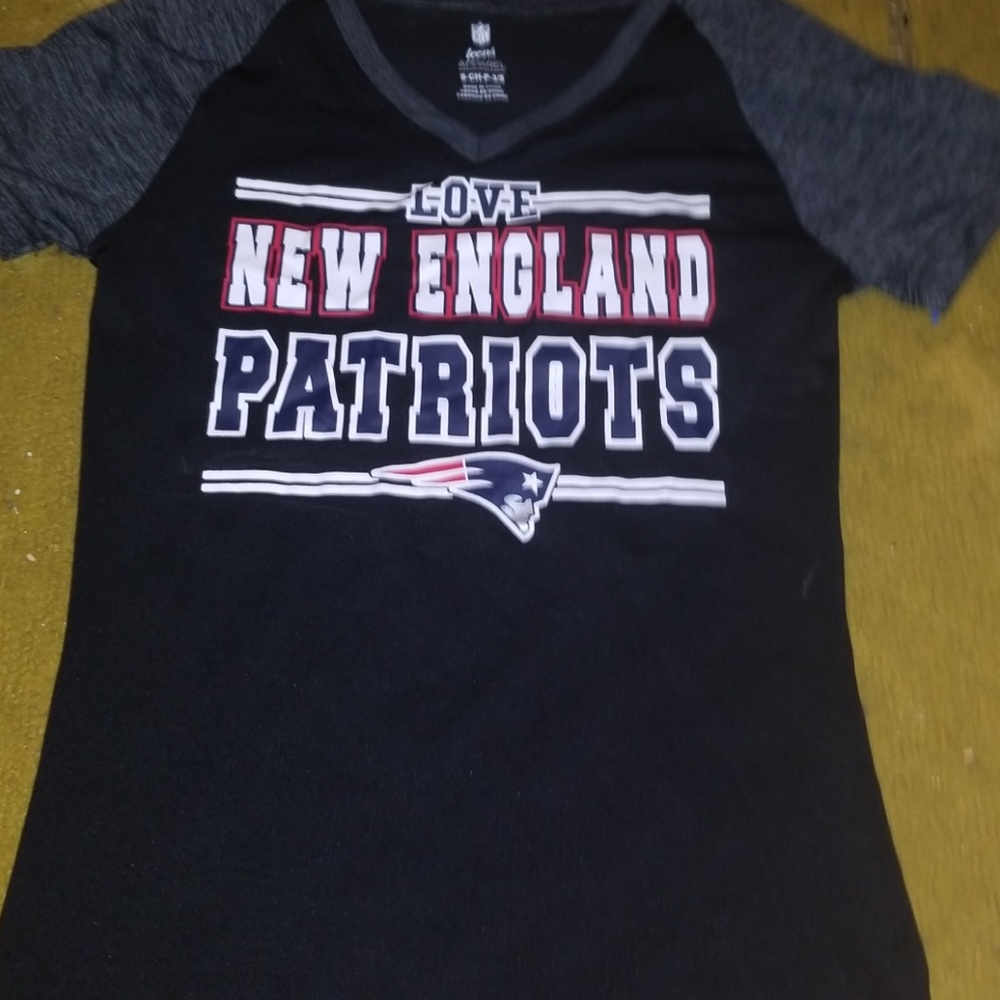 Patriots tee